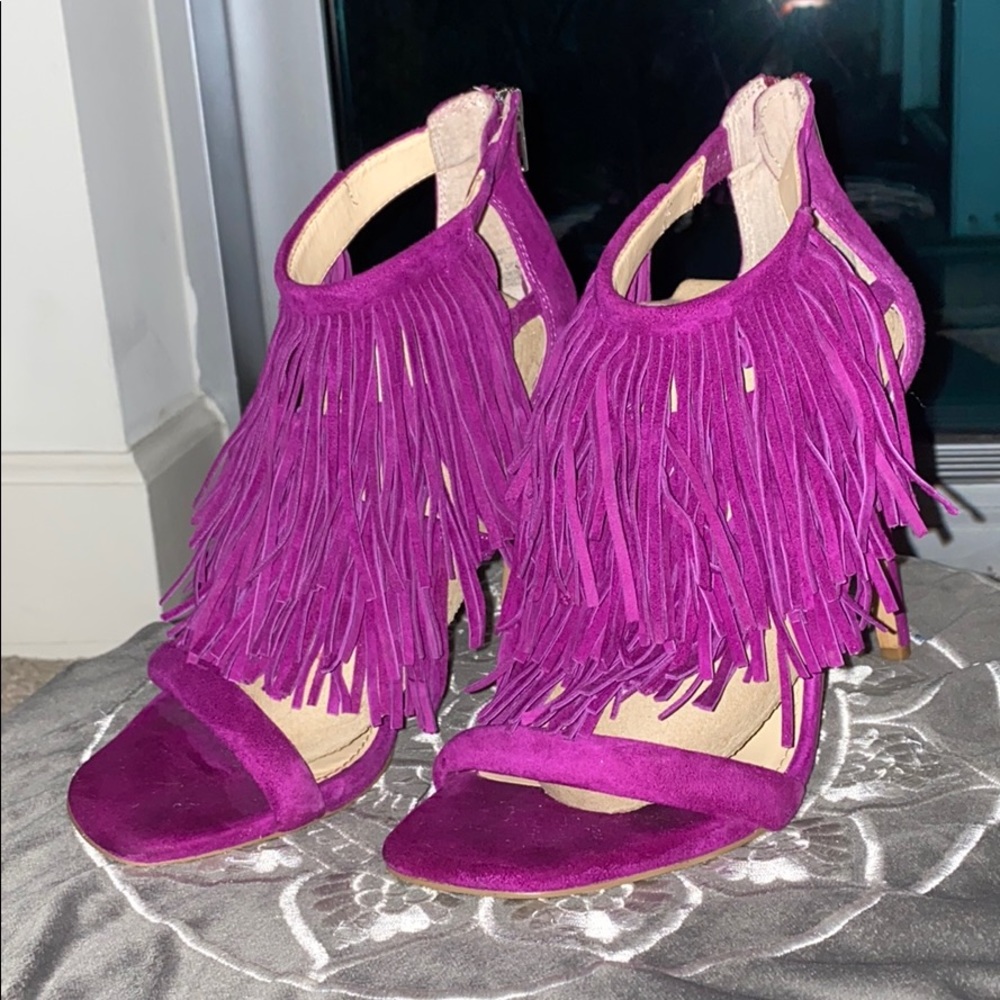 Steve Madden Fringe Heels Size 8